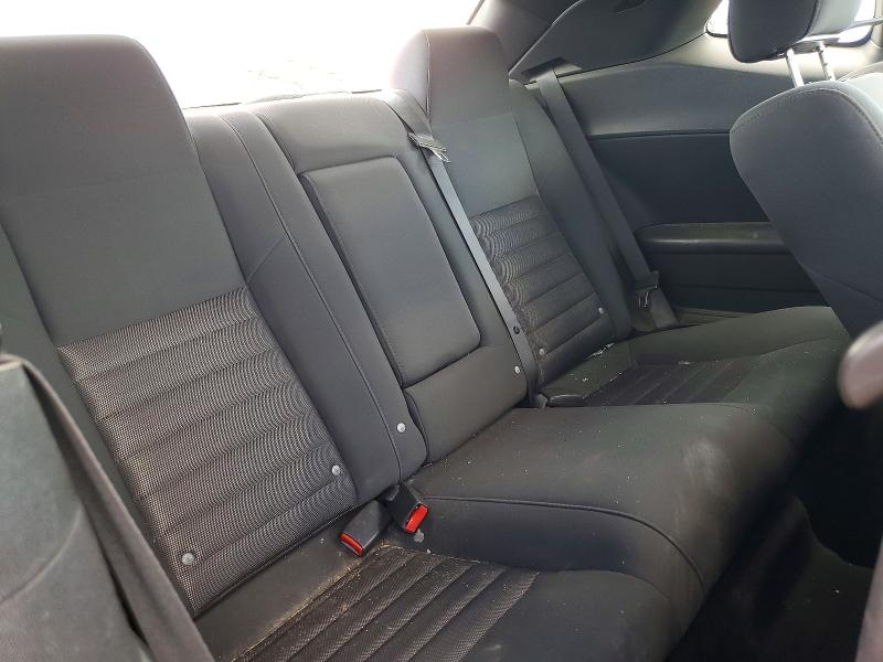 70355946 :رقم المزاد ، 2B3CJ4DV7AH159748 vin ، 2010 Dodge Challenger مزاد بيع