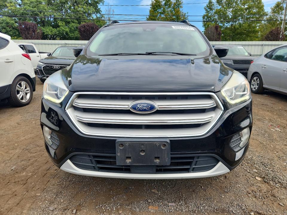 Продаж на аукціоні авто 2018 Ford Escape, vin: 1FMCU9HDXJUC64720, номер лоту: 69244916