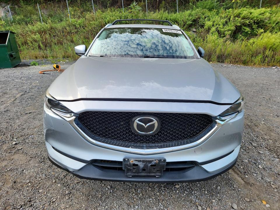 68495156 :رقم المزاد ، JM3KFBDL6H0139270 vin ، 2017 Mazda Cx-5 مزاد بيع