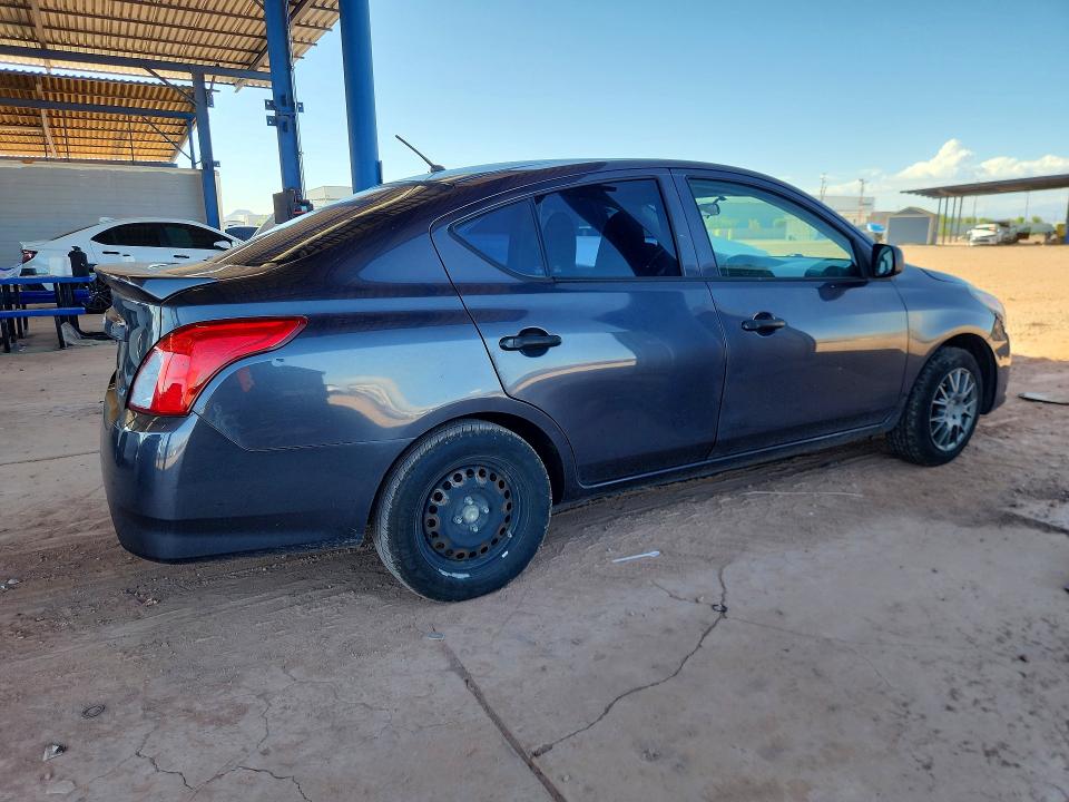 2015 Nissan Versa მანქანა იყიდება აუქციონზე, vin: 3N1CN7AP4FL872960, აუქციონის ნომერი: 67750456