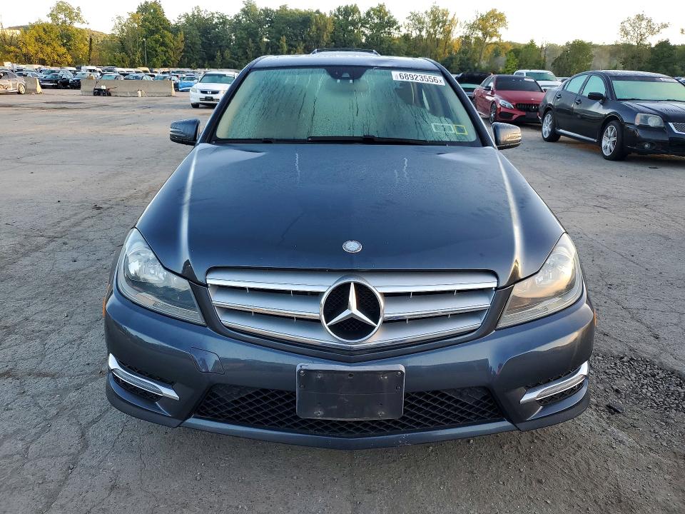 Продаж на аукціоні авто 2013 Mercedes-benz C, vin: WDDGF8AB4DG141040, номер лоту: 68923556