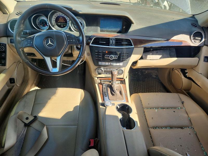 2014 Mercedes-benz C მანქანა იყიდება აუქციონზე, vin: WDDGF8AB3EA943499, აუქციონის ნომერი: 70110866