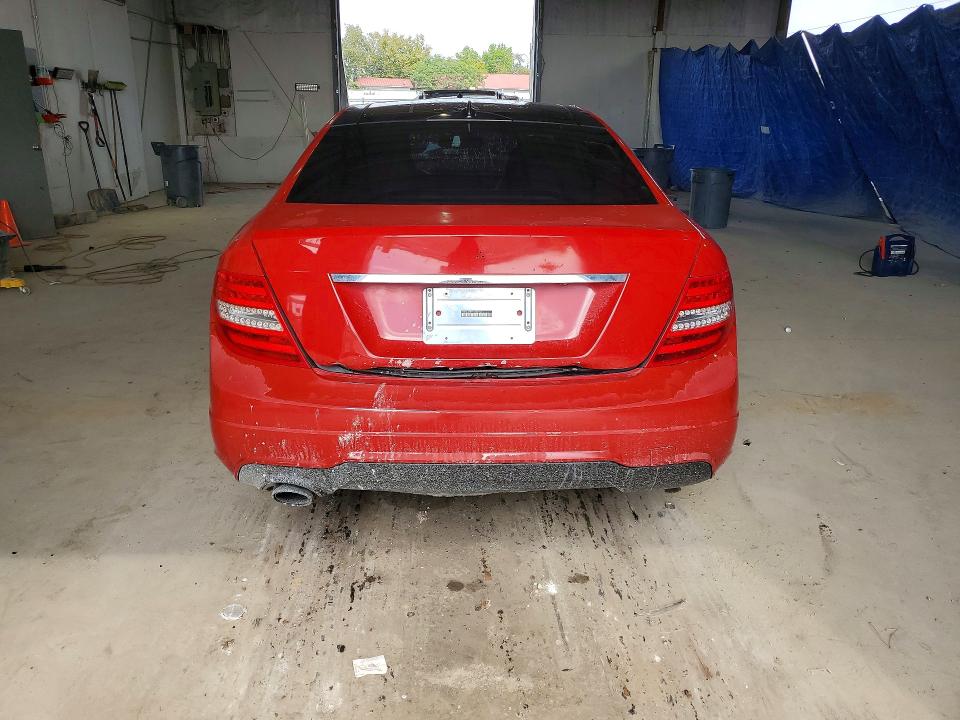 69852846 :رقم المزاد ، WDDGJ4HB7EG280304 vin ، 2014 Mercedes-benz C مزاد بيع