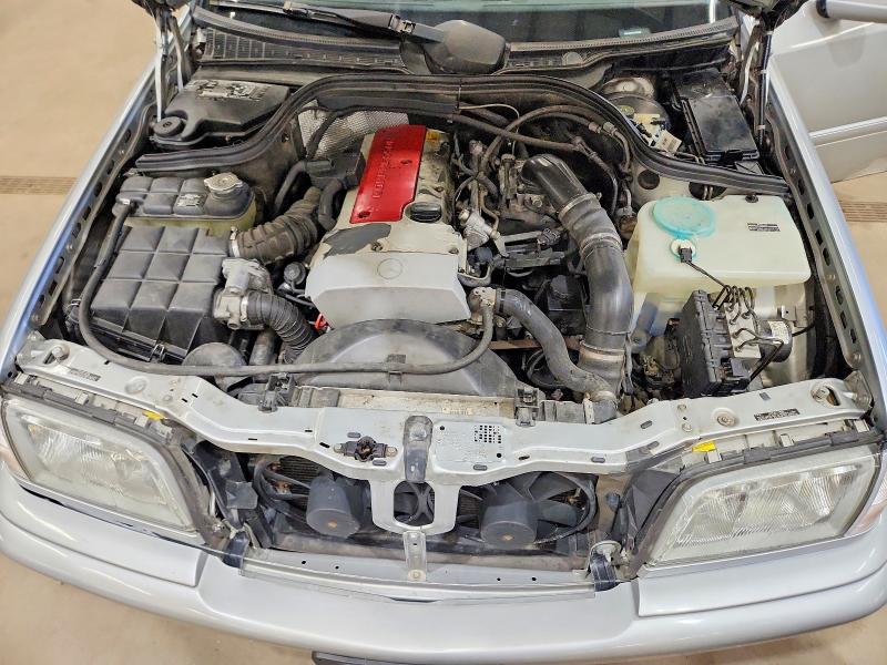 2000 Mercedes-benz C მანქანა იყიდება აუქციონზე, vin: WDBHA24G8YA859909        , აუქციონის ნომერი: 69305366