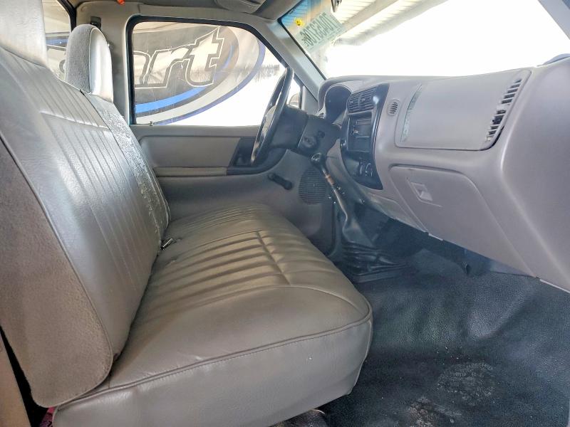 70453706 :رقم المزاد ، 4F4CR12A5TTM31250 vin ، 1996 Mazda B2300 مزاد بيع