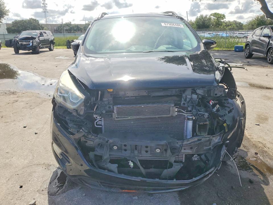 Продажа на аукционе авто 2017 Ford Escape, vin: 1FMCU0J90HUE86128, номер лота: 67908486