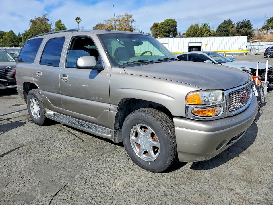 2003 Gmc Yukon მანქანა იყიდება აუქციონზე, vin: 1GKEK63U13J299390, აუქციონის ნომერი: 70374266