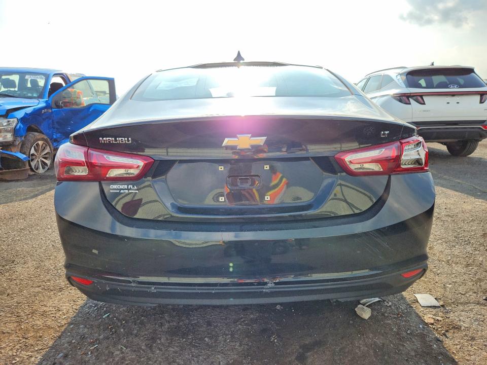 67407996 :رقم المزاد ، 1G1ZD5ST8MF011727 vin ، 2021 Chevrolet Malibu مزاد بيع