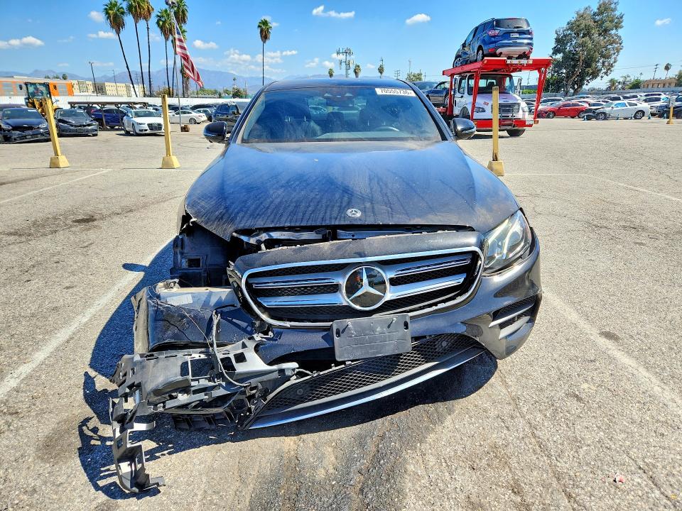 2019 Mercedes-benz E მანქანა იყიდება აუქციონზე, vin: WDDZF4JB2KA527019, აუქციონის ნომერი: 70555736