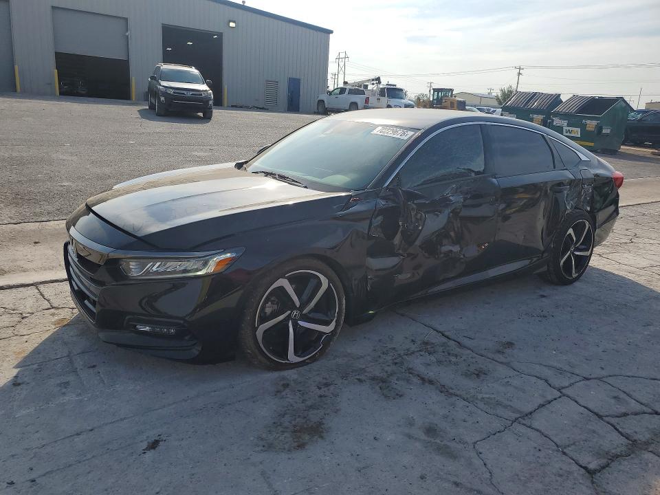 Продажа на аукционе авто 2020 Honda Accord, vin: 1HGCV1F39LA155698, номер лота: 70229676