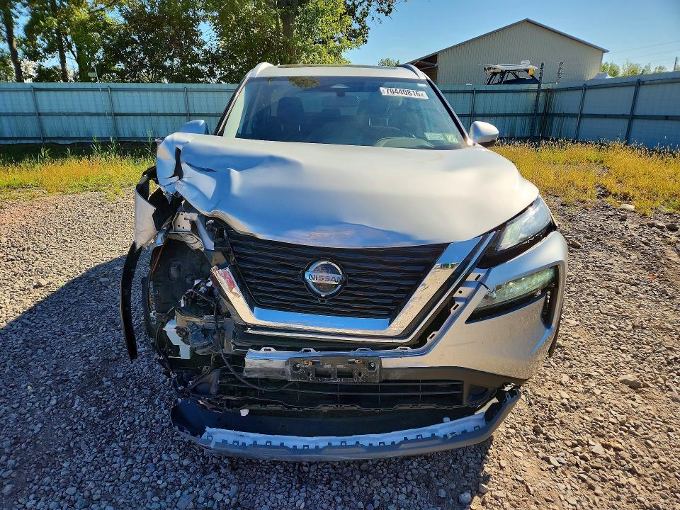 70440816 :رقم المزاد ، JN8AT3BB2MW220386 vin ، 2021 Nissan Rogue مزاد بيع