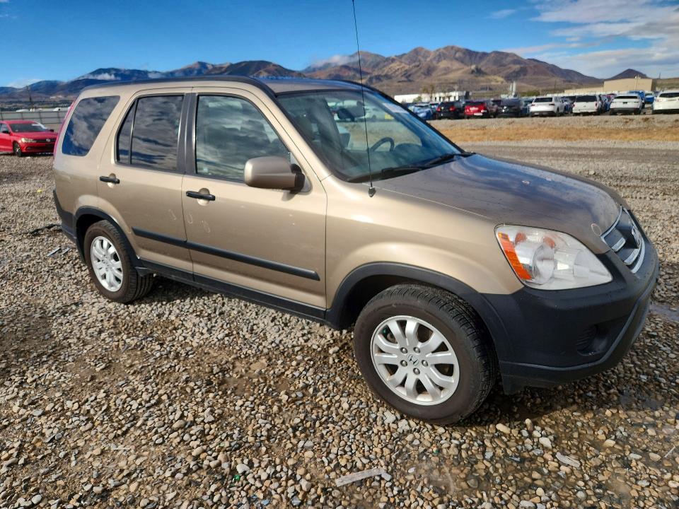 67682356 :رقم المزاد ، JHLRD78895C020643 vin ، 2005 Honda Cr-v مزاد بيع