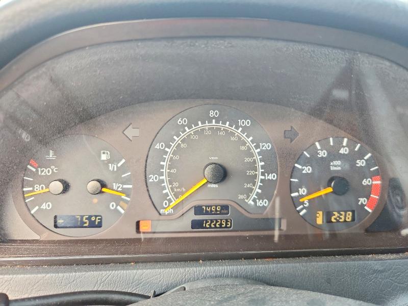 Продажа на аукционе авто 2000 Mercedes-benz C, vin: WDBHA24G3YA851944, номер лота: 67565496