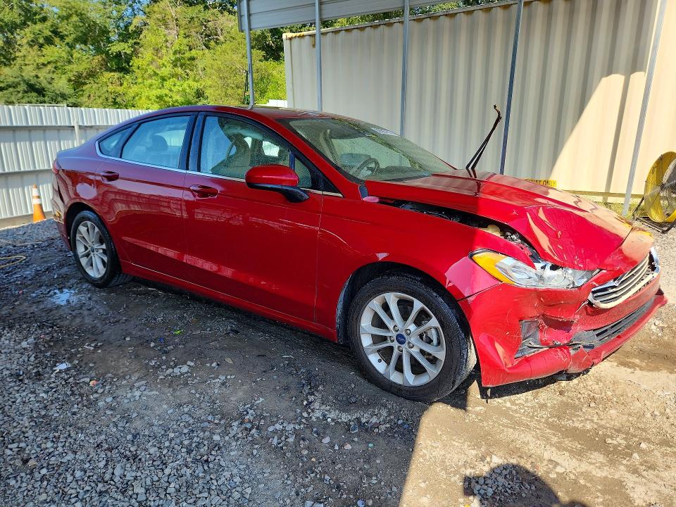 68567616 :رقم المزاد ، 3FA6P0HD3LR217968 vin ، 2020 Ford Fusion مزاد بيع