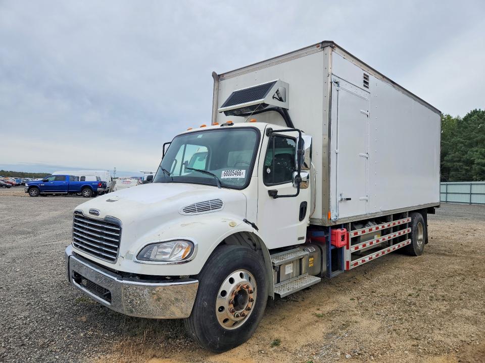 Продажа на аукционе авто 2012 Freightliner M2, vin: 1FVACXDT3CHBD5751, номер лота: 68005466