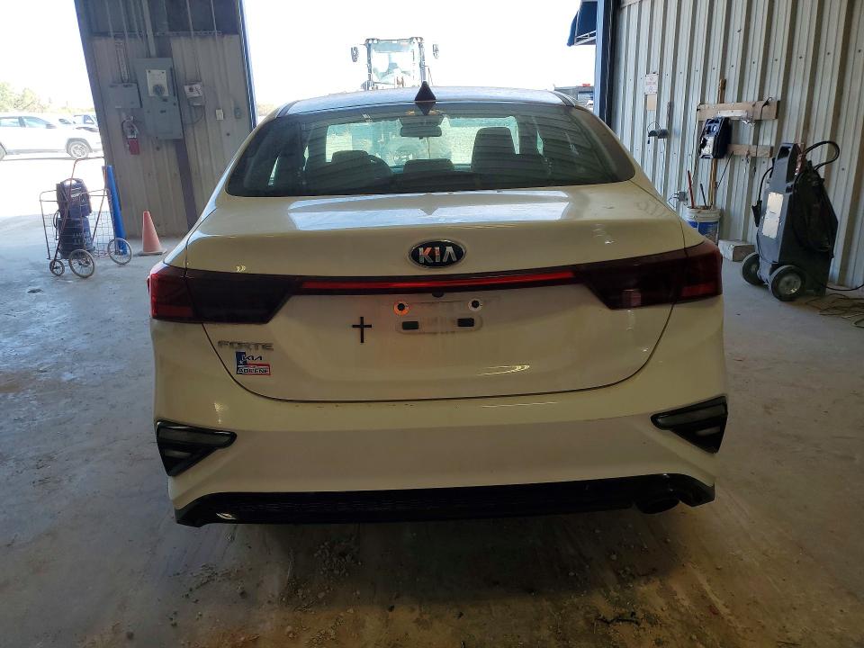 70555946 :رقم المزاد ، 3KPF24AD5LE239438 vin ، 2020 Kia Forte مزاد بيع