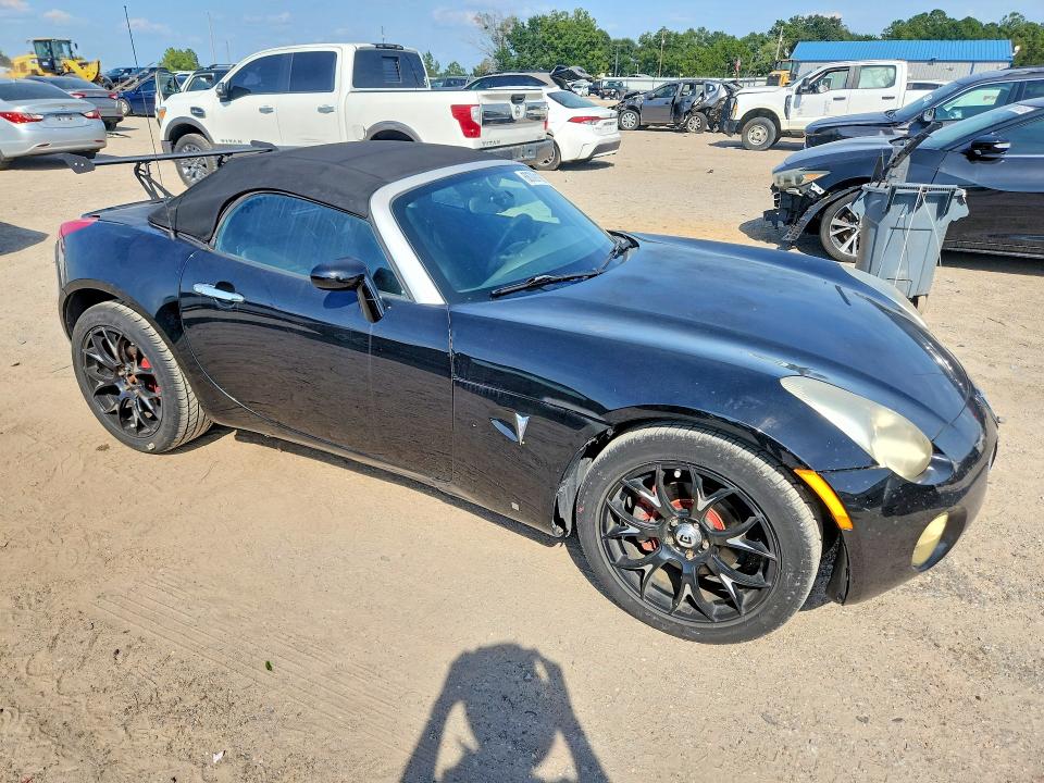 68709116 :رقم المزاد ، 1G2MC35B58Y132337         vin ، 2008 Pontiac Solstice مزاد بيع