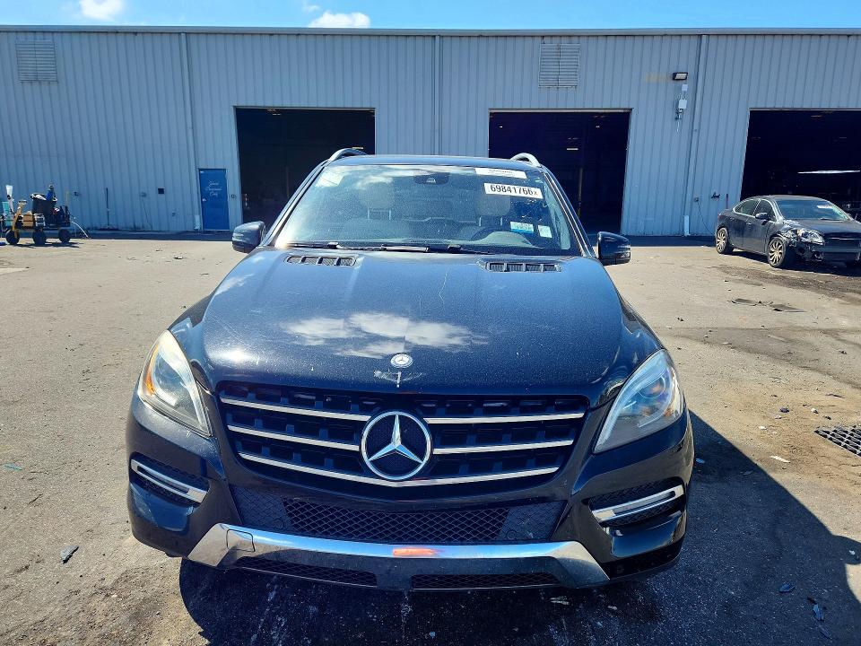 Продажа на аукционе авто 2015 Mercedes-benz Ml, vin: 4JGDA5JB1FA505894, номер лота: 69841766