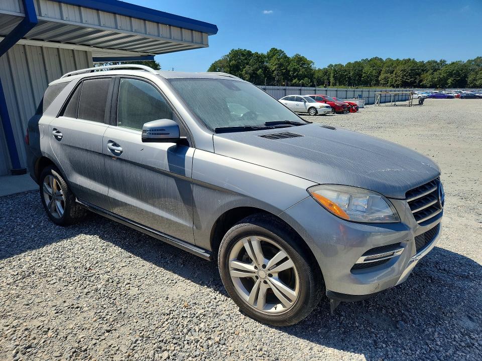 Auction sale of the 2015 Mercedes-benz Ml, vin: 4JGDA5JBXFA479327, lot number: 64798036