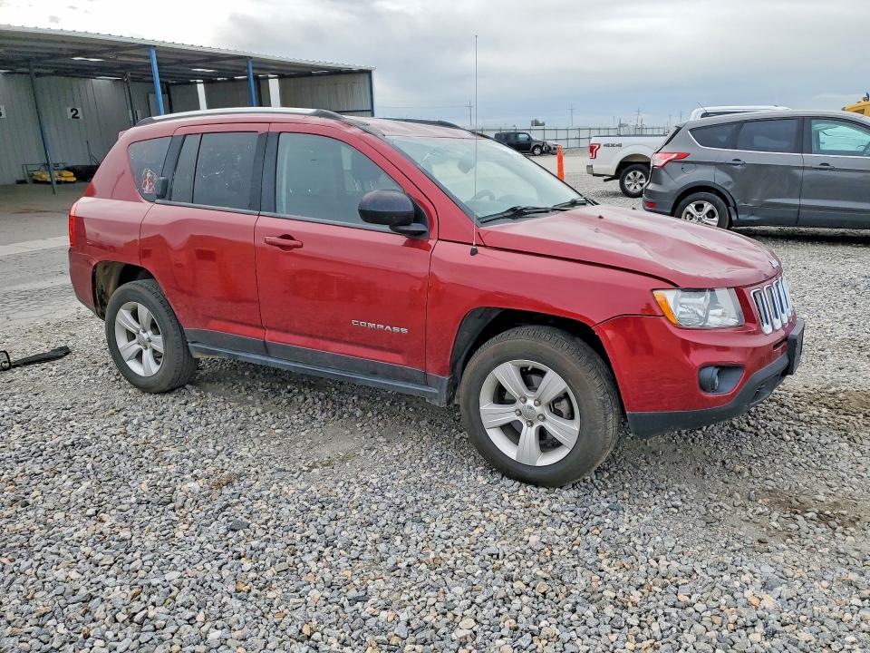 2012 Jeep Compass მანქანა იყიდება აუქციონზე, vin: 1C4NJDBB7CD537907, აუქციონის ნომერი: 70297736