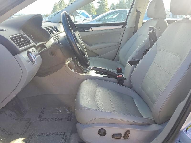 2013 Volkswagen Passat მანქანა იყიდება აუქციონზე, vin: 1VWBN7A32DC043011, აუქციონის ნომერი: 70848876