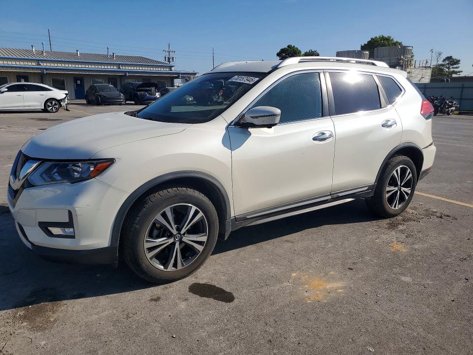 Продажа на аукционе авто 2017 Nissan Rogue, vin: JN8AT2MV3HW025422, номер лота: 70157946
