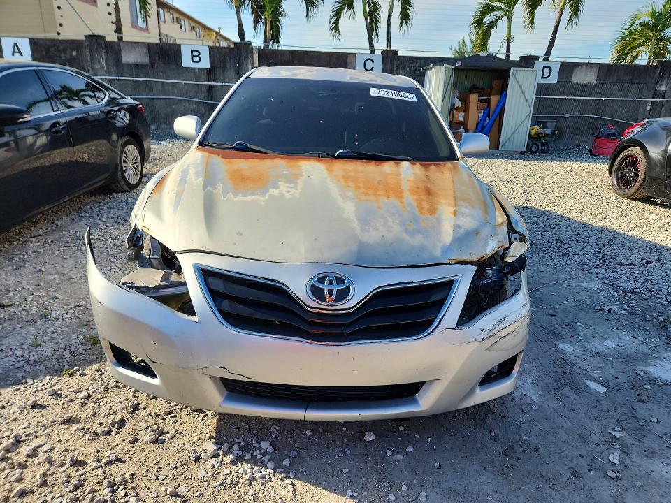 Продаж на аукціоні авто 2011 Toyota Camry, vin: 4T1BF3EK1BU755636, номер лоту: 70210656
