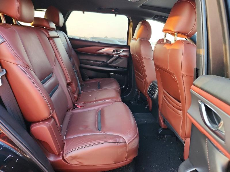 Продажа на аукционе авто 2018 Mazda Cx-9, vin: JM3TCBEY2J0207786, номер лота: 69988526