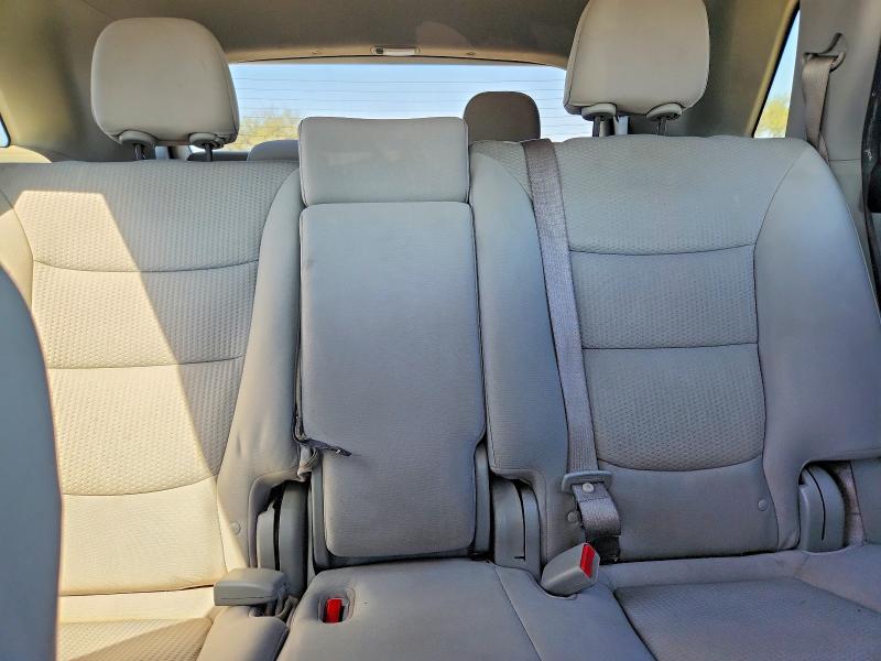 70847936 :رقم المزاد ، 5XYKT4A1XBG076935 vin ، 2011 Kia Sorento مزاد بيع
