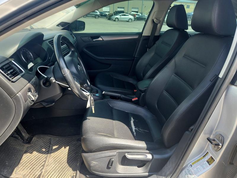 67210966 :رقم المزاد ، 3VWLL7AJ2DM306265 vin ، 2013 Volkswagen Jetta مزاد بيع