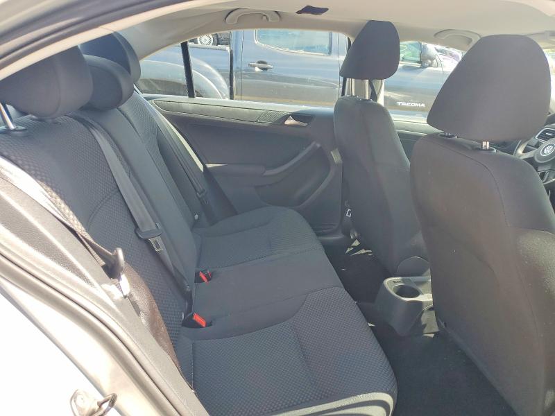 69256406 :رقم المزاد ، 3VW2K7AJ7CM380164 vin ، 2012 Volkswagen Jetta مزاد بيع