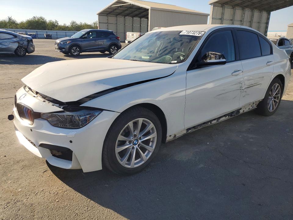 71073276 :رقم المزاد ، WBA3C1C5XFP851267 vin ، 2015 Bmw 328 مزاد بيع