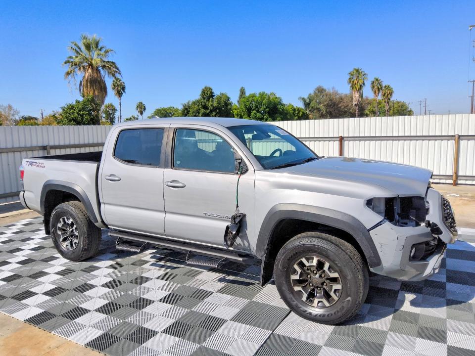 66905136 :رقم المزاد ، 5TFAZ5CN8MX112332 vin ، 2021 Toyota Tacoma مزاد بيع