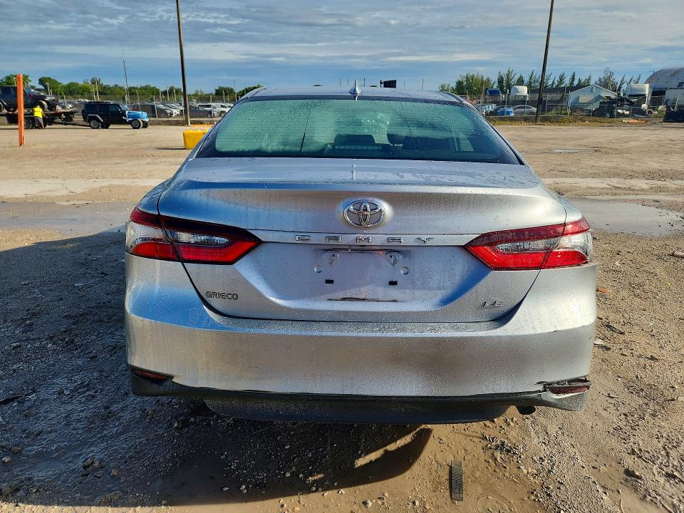 Aukcja sprzedaży 2021 Toyota Camry, vin: 4T1C11AK0MU561647, numer aukcji: 67977386