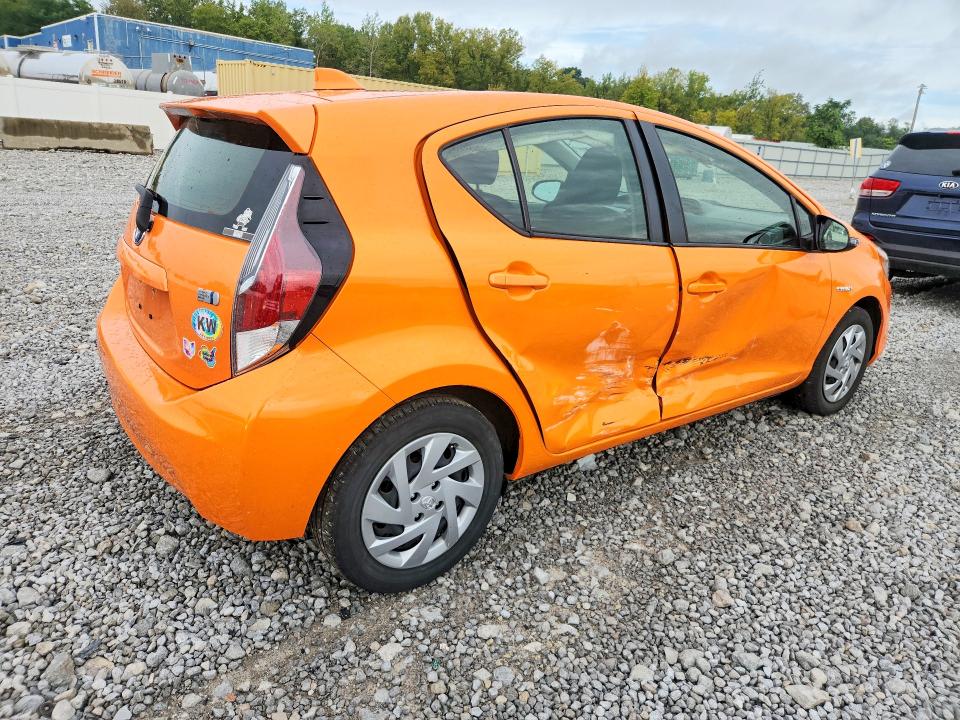 Продажа на аукционе авто 2015 Toyota Prius C, vin: JTDKDTB33F1090608, номер лота: 69401886
