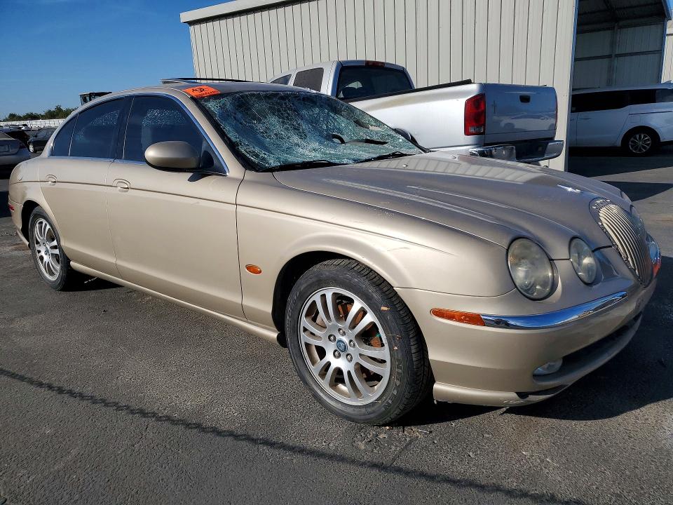 2003 Jaguar S-type მანქანა იყიდება აუქციონზე, vin: SAJEA01U23HM61728, აუქციონის ნომერი: 69821126