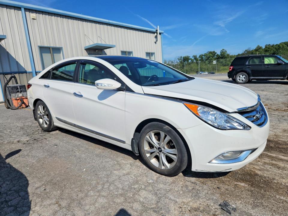 67482386 :رقم المزاد ، 5NPEC4AC8DH719857 vin ، 2013 Hyundai Sonata مزاد بيع
