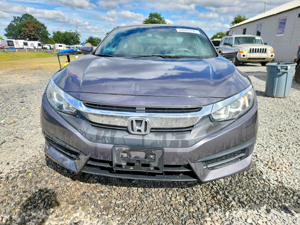 Продаж на аукціоні авто 2018 Honda Civic, vin: 2HGFC4B09JH308515, номер лоту: 69943796