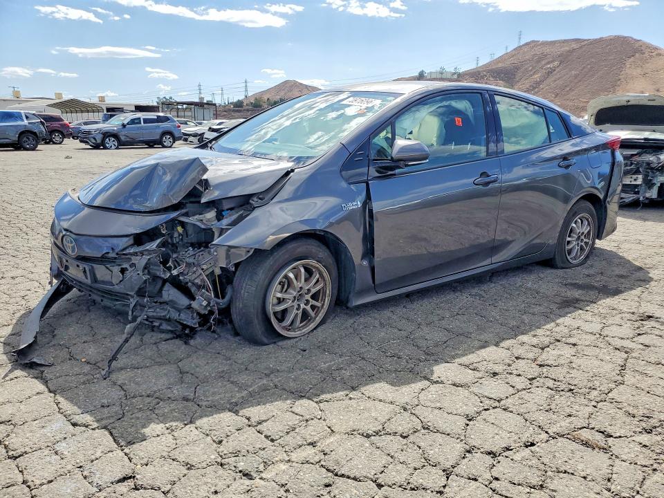 Продаж на аукціоні авто 2020 Toyota Prius Prime, vin: JTDKARFP5L3138070, номер лоту: 70916096