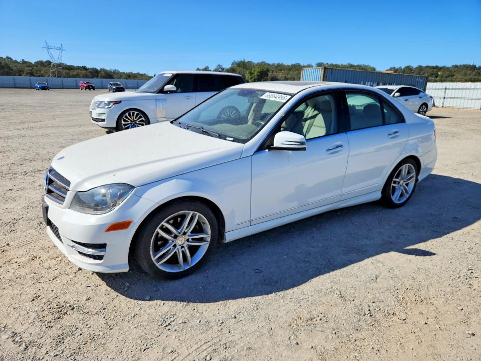68884996 :رقم المزاد ، WDDGF4HB3ER307178 vin ، 2014 Mercedes-benz C مزاد بيع