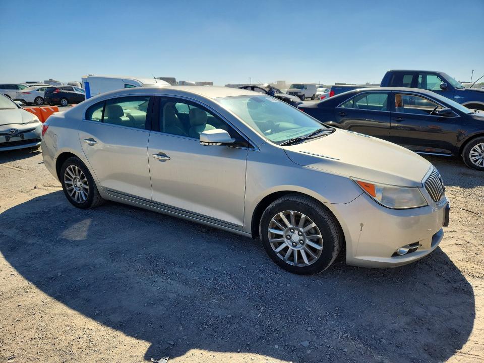 67378296 :رقم المزاد ، 1G4GC5ER2DF190568 vin ، 2013 Buick Lacrosse مزاد بيع