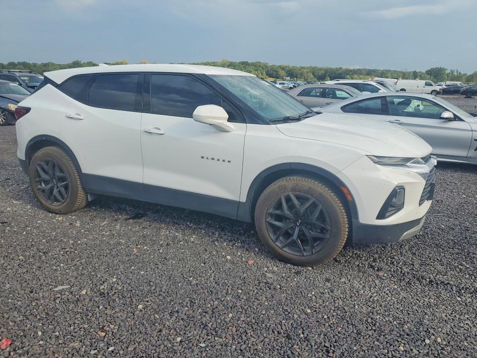 2021 Chevrolet Blazer მანქანა იყიდება აუქციონზე, vin: 3GNKBHRS1MS586977, აუქციონის ნომერი: 67886916