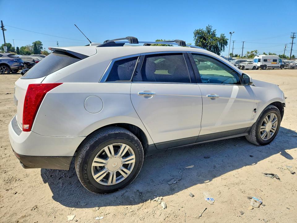 70242996 :رقم المزاد ، 3GYFNBE34GS501576 vin ، 2016 Cadillac Srx مزاد بيع