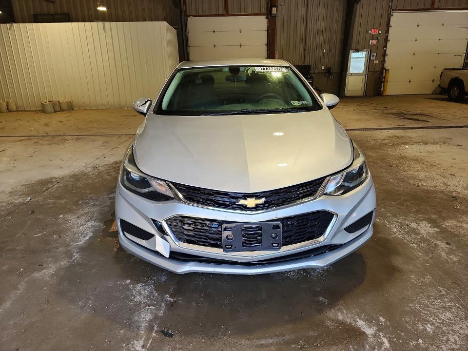 67726526 :رقم المزاد ، 1G1BE5SM5H7243371 vin ، 2017 Chevrolet Cruze مزاد بيع