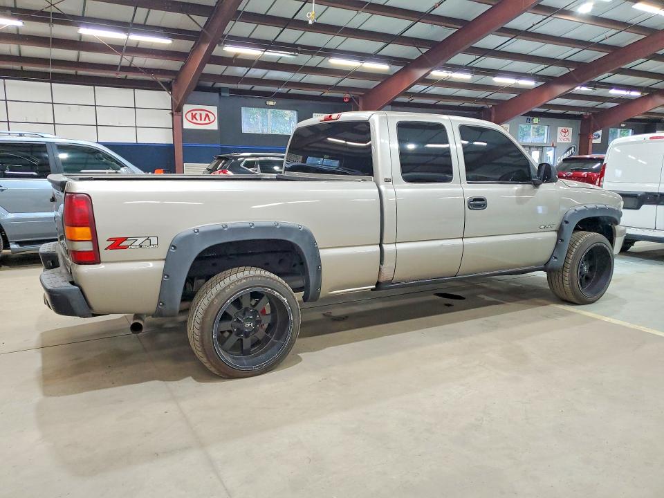 70832906 :رقم المزاد ، 2GCEK19TX21173891 vin ، 2002 Chevrolet Silverado مزاد بيع