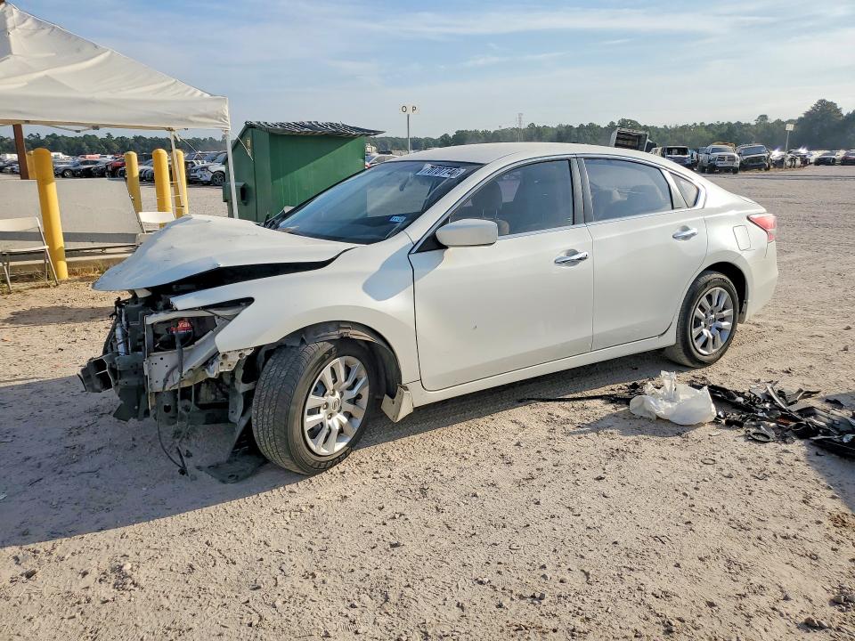 2014 Nissan Altima მანქანა იყიდება აუქციონზე, vin: 1N4AL3AP7EN235004, აუქციონის ნომერი: 70707746