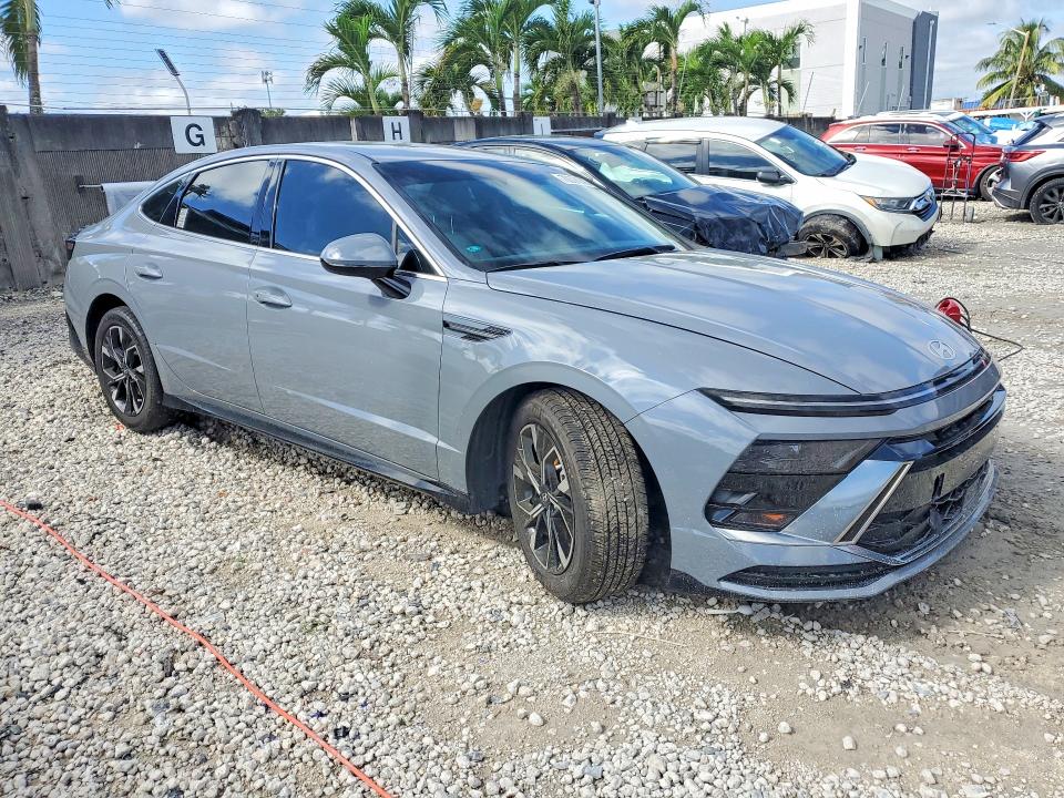 2024 Hyundai Sonata მანქანა იყიდება აუქციონზე, vin: KMHL64JA9RA367816, აუქციონის ნომერი: 70328036