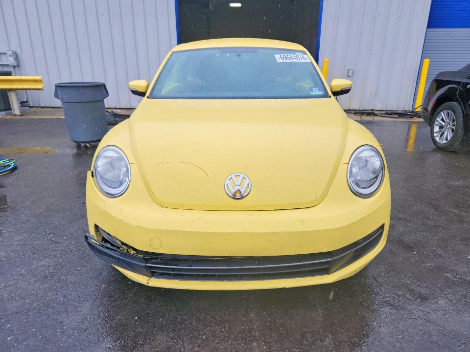 69684976 :رقم المزاد ، 3VWJP7AT3DM658770 vin ، 2013 Volkswagen Beetle مزاد بيع