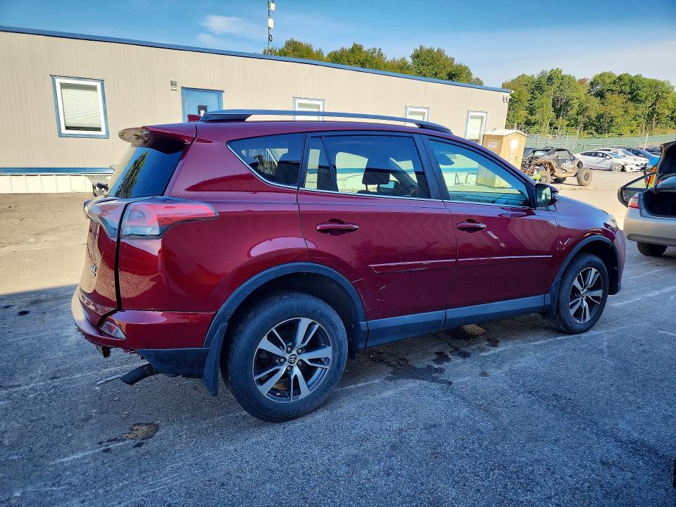 67608176 :رقم المزاد ، 2T3RFREVXJW732437 vin ، 2018 Toyota Rav4 مزاد بيع
