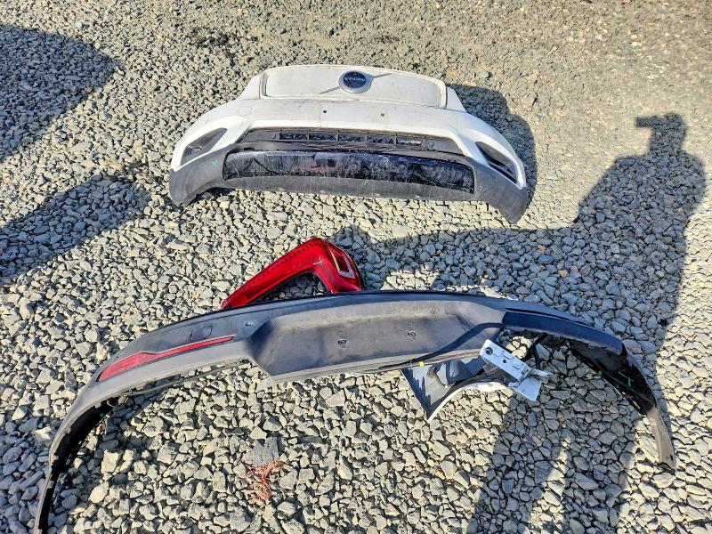 2021 Volvo Xc40 მანქანა იყიდება აუქციონზე, vin: YV4ED3UR2M2573817, აუქციონის ნომერი: 69808466